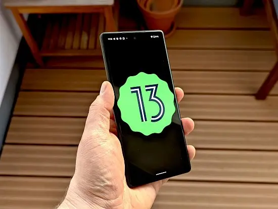 В Сети опубликовали лонг-лист смартфонов, которые первыми получат Android 13