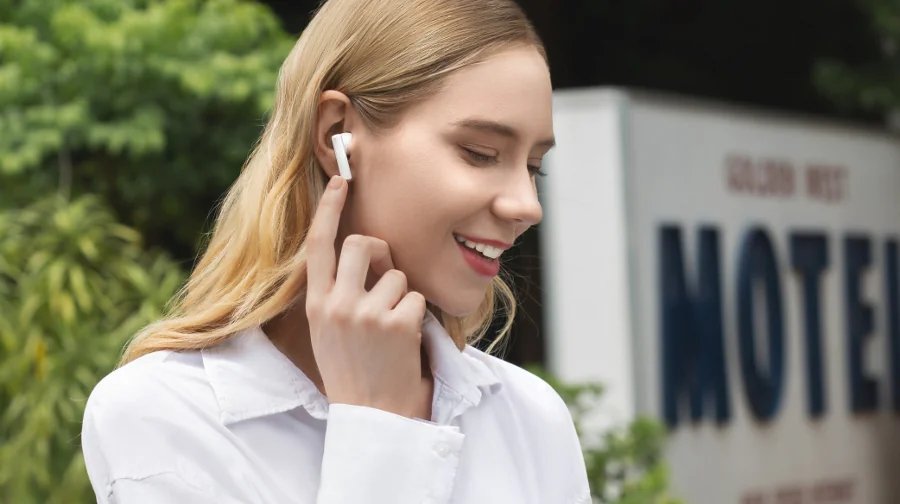 Honor choice Earbuds x. TWS Honor choice Earbuds x3. Bluetooth-гарнитура Honor choice open-Ear true Wireless на ушах. Honor Earbuds x Black.